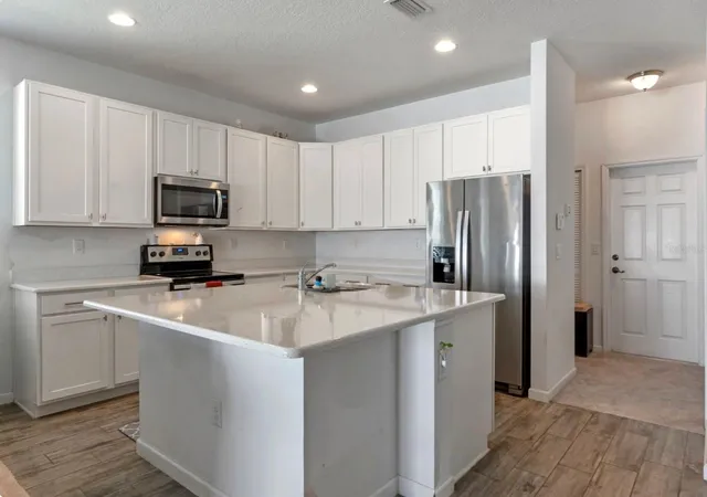 Photo 5 of Single family home for sale at 16021 Champlain St, Clermont, FL 34714 | MLS# O6431708 | Listing updated on 2026-09-01