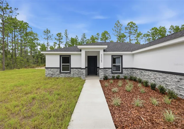 Photo 2 of Single family home for sale at 23383 Nw Mallard Ave, Dunnellon, FL 34431 | MLS# GC542562 | Listing updated on 2026-09-14