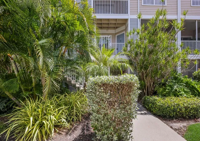 Photo 2 of Condo for sale at 850 S Tamiami Trl #325, Sarasota, FL 34236 | MLS# A4702360 | Listing updated on 2026-08-13