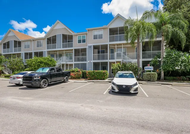 Photo 3 of Condo for sale at 850 S Tamiami Trl #325, Sarasota, FL 34236 | MLS# A4702360 | Listing updated on 2026-08-13