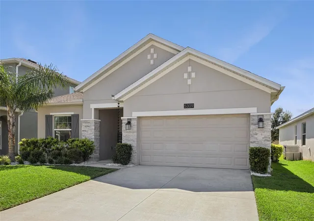 Photo 2 of Single family home for sale at 5309 Amersham Ln, Saint Cloud, FL 34771 | MLS# O6431722 | Listing updated on 2026-10-16