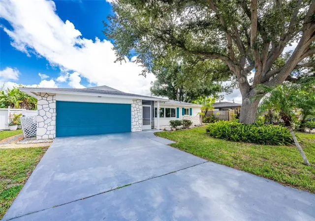 Photo 1 of Single family home for sale at 559 Mount Vernon Dr, Venice, FL 34293 | MLS# D6148337 | Listing updated on 2026-08-14