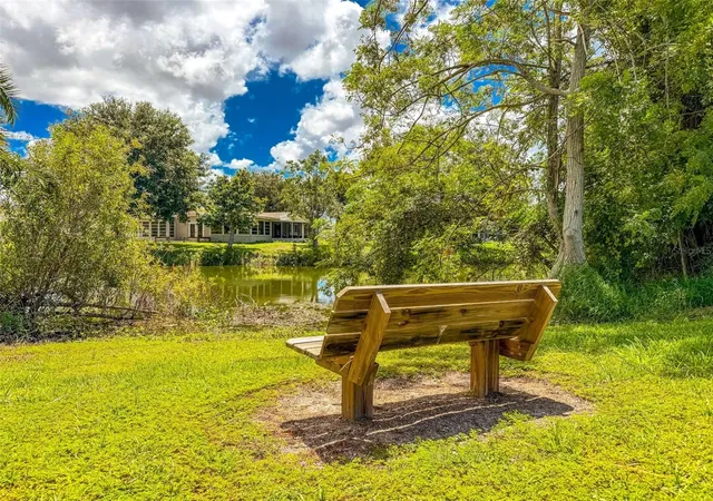 Photo 57 of Single family home for sale at 559 Mount Vernon Dr, Venice, FL 34293 | MLS# D6148337 | Listing updated on 2026-08-14
