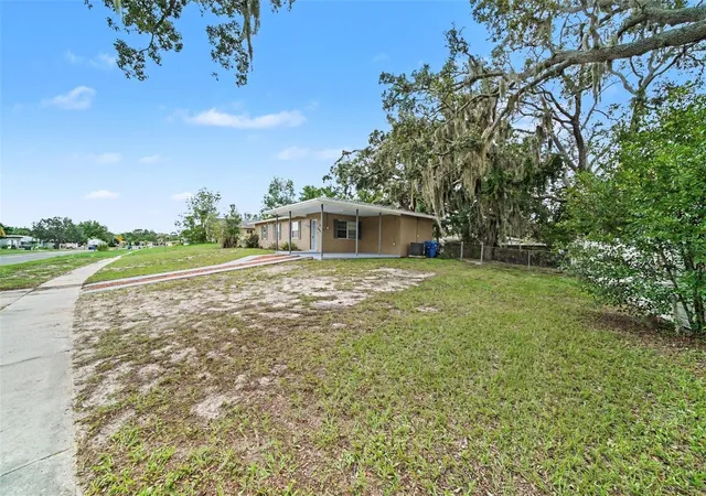 Photo 3 of Single family home for sale at 6925 Treehaven Dr, Spring Hill, FL 34606 | MLS# O6431727 | Listing updated on 2026-08-12
