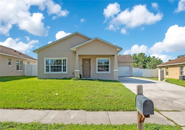 Photo 2 of Single family home for sale at 135 Parker Cvs Ct, Ocoee, FL 34761 | MLS# O6431731 | Listing updated on 2026-09-08