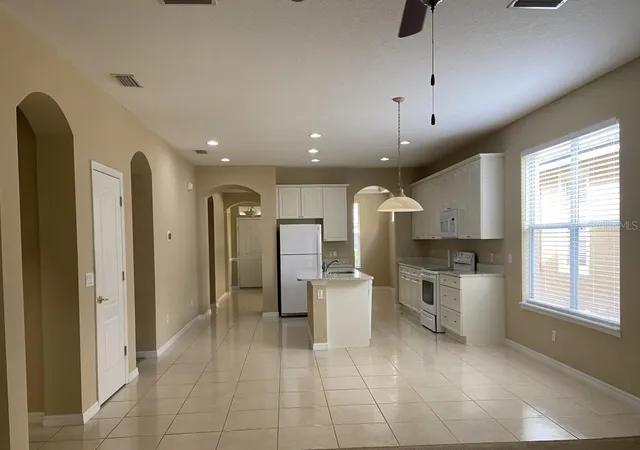 Photo 2 of Single family home for sale at 6679 Duncaster St, Windermere, FL 34786 | MLS# A4702367 | Listing updated on 2026-08-11