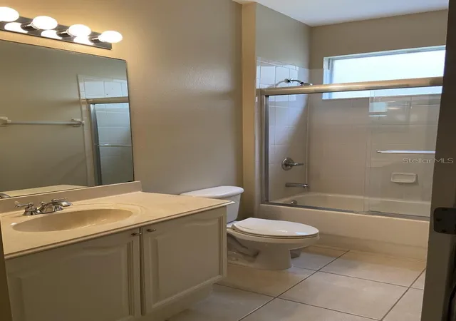 Photo 4 of Single family home for sale at 6679 Duncaster St, Windermere, FL 34786 | MLS# A4702367 | Listing updated on 2026-08-11