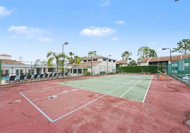 Listing Photo 4 - Condo for sale in building located at 1945 Pelican Lndg Blvd, Clearwater, FL 33762 - Unit #614