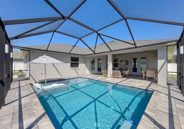 Photo 2 of Single family home for sale at 1930 Deep Crk Dr, Lakeland, FL 33810 | MLS# W7888373 | Listing updated on 2026-10-15