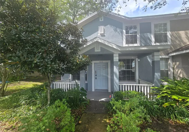 Photo 1 of Townhouse for sale at 1532 Blue Magnolia Rd, Brandon, FL 33510 | MLS# TB8536896 | Listing updated on 2026-09-01