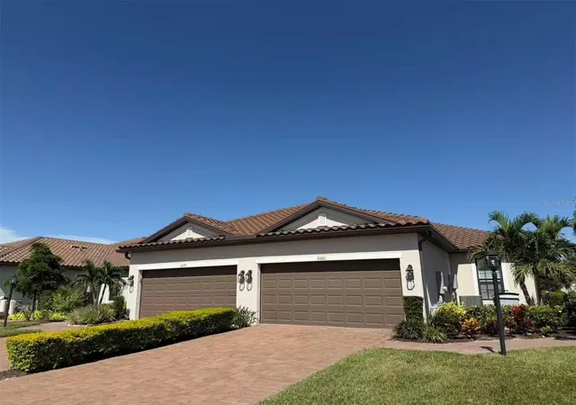 Photo 2 of Single family home for sale at 6066 Mesa Glen, Bradenton, FL 34203 | MLS# A4702373 | Listing updated on 2026-09-14