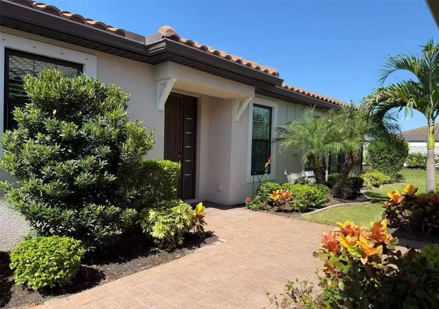 Photo 3 of Single family home for sale at 6066 Mesa Glen, Bradenton, FL 34203 | MLS# A4702373 | Listing updated on 2026-09-14
