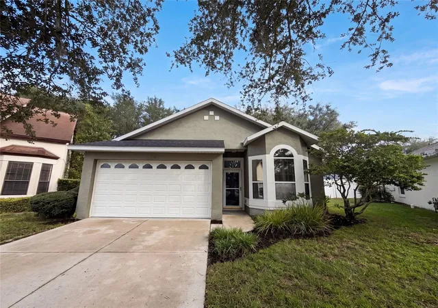 Photo 1 of Single family home for sale at 33450 Irongate Dr, Leesburg, FL 34788 | MLS# O6431750 | Listing updated on 2026-10-09