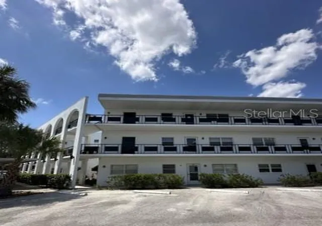 1st image of 100 El Camino Dr #309, Winter Haven, FL 33884 | MLS# P4939537