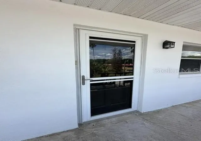 2nd image of 100 El Camino Dr #309, Winter Haven, FL 33884 | MLS# P4939537