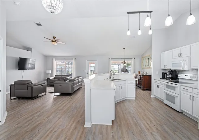 3rd image of 23 Powder Hill Ln, Palm Coast, FL 32164 | MLS# FC320535