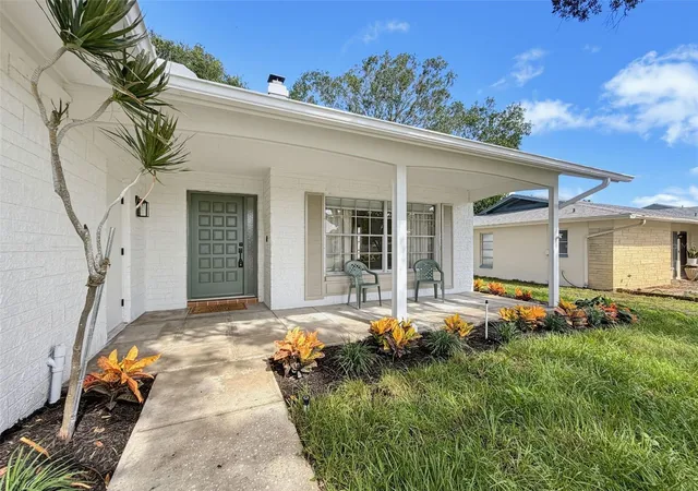 Photo 3 of Single family home for sale at 10819 Los Santos Dr, Port Richey, FL 34668 | MLS# W7888378 | Listing updated on 2026-09-27