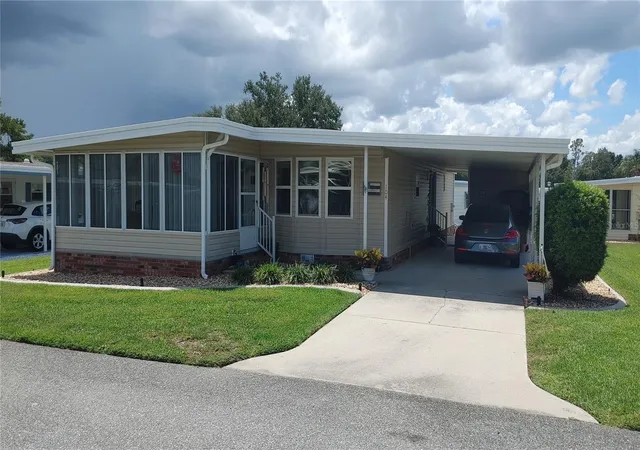 Photo 2 of Manufactured home for sale at 104 Caladium St, Leesburg, FL 34748 | MLS# G5116201 | Listing updated on 2026-08-10