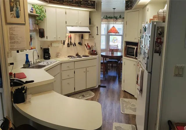 Photo 3 of Manufactured home for sale at 104 Caladium St, Leesburg, FL 34748 | MLS# G5116201 | Listing updated on 2026-08-10