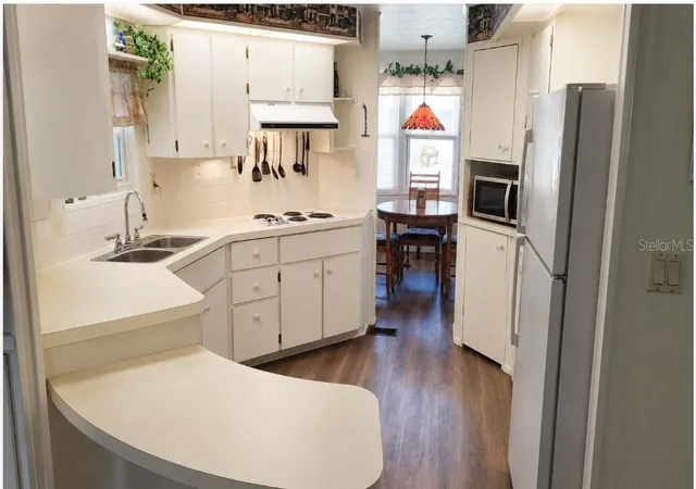 Photo 3 of Manufactured home for sale at 104 Caladium St, Leesburg, FL 34748 | MLS# G5116201 | Listing updated on 2026-08-10
