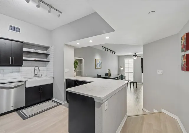 Photo 3 of Condo for sale at 410 S Armenia Ave #929A, Tampa, FL 33609 | MLS# TB8536914 | Listing updated on 2026-09-15