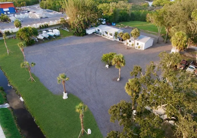 1st image of 1322 N Pinellas Ave, Tarpon Springs, FL 34689 | MLS# W7888383