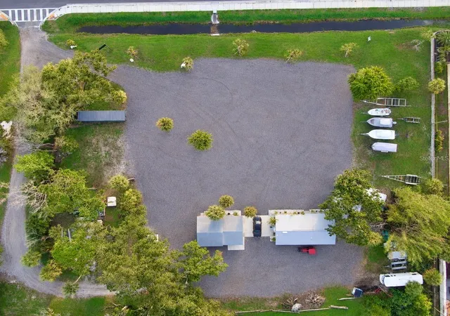 2nd image of 1322 N Pinellas Ave, Tarpon Springs, FL 34689 | MLS# W7888383