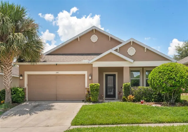 3rd image of 1142 Grand Hilltop Dr, Apopka, FL 32703 | MLS# O6431772