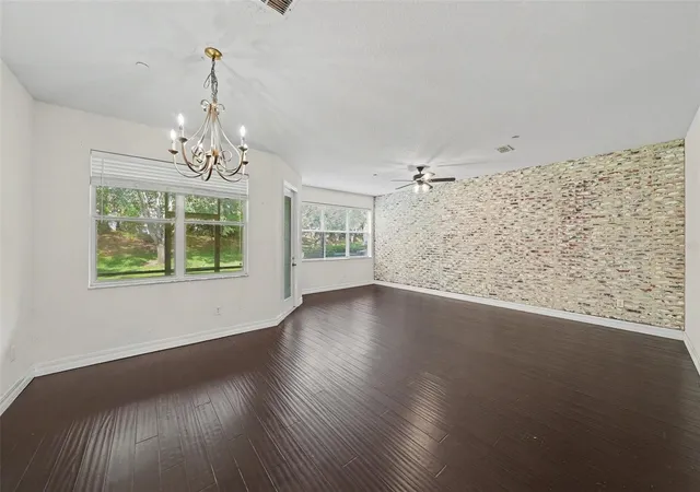 Photo 4 of Townhouse for sale at 7422 Ter River Dr, Temple Terrace, FL 33637 | MLS# O6431773 | Listing updated on 2026-09-24
