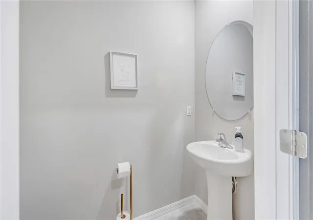 5th image of 5522 Appleton Shore Dr, Apollo Beach, FL 33572 | MLS# O6431775