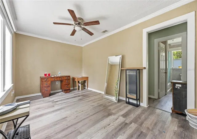 5th image of 1553 29Th St, Sarasota, FL 34234 | MLS# N6145295