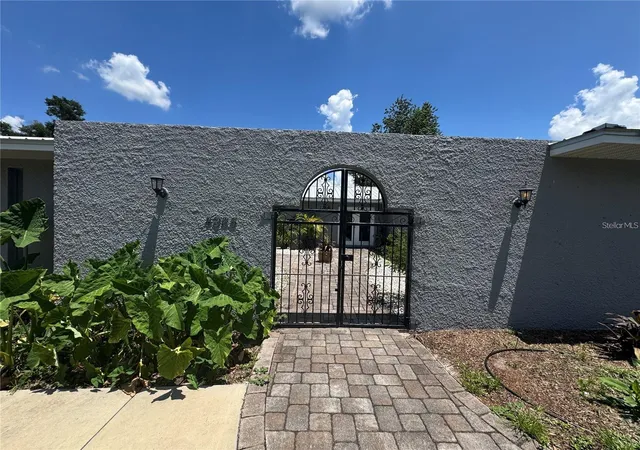 1st image of 4925 N Us Hwy 441, Ocala, FL 34475 | MLS# TB8536943