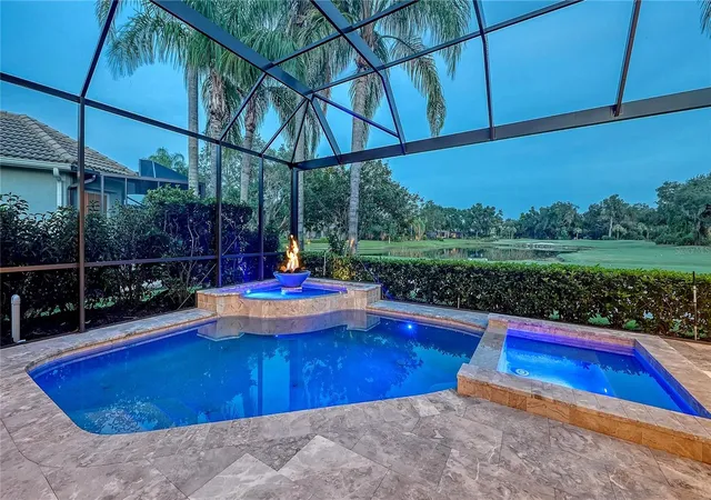 Photo 3 of Sale Pending at 12302 Thornhill Ct, Lakewood Ranch, FL 34202 | MLS# A4702385 | Listing updated on 2026-10-14