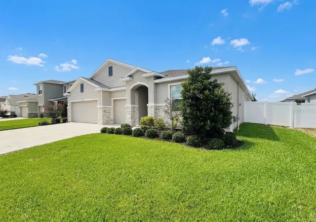 1st image of 5811 Sw 80th Ln, Ocala, FL 34476 | MLS# O6431789