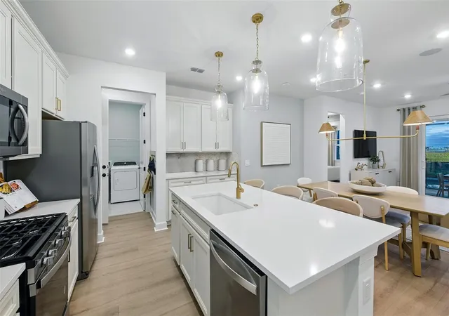 3rd image of 84 Lake Manatee Dr, Palm Coast, FL 32137 | MLS# G5116208