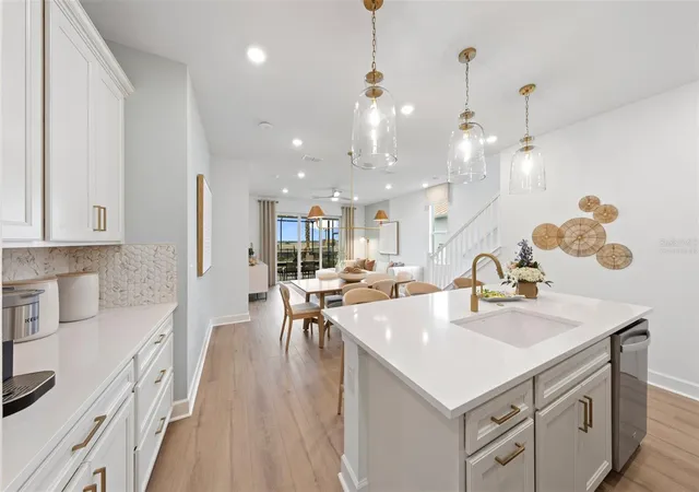 4th image of 84 Lake Manatee Dr, Palm Coast, FL 32137 | MLS# G5116208