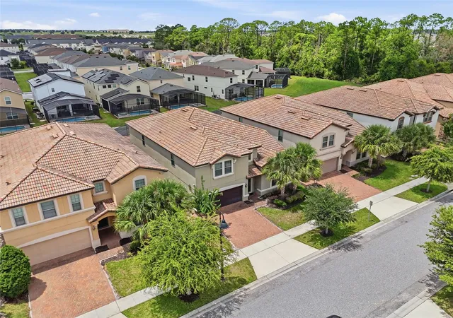Photo 3 of Single family home for sale at 1610 Lima Ave, Kissimmee, FL 34747 | MLS# O6431809 | Listing updated on 2026-09-24