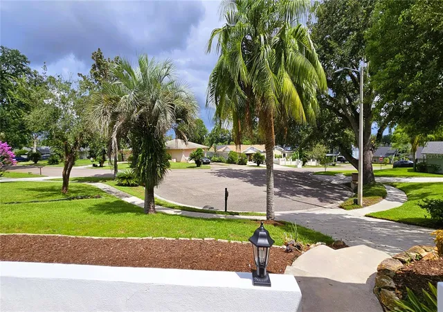 3rd image of 410 Broadview Ave, Altamonte Springs, FL 32701 | MLS# O6431810