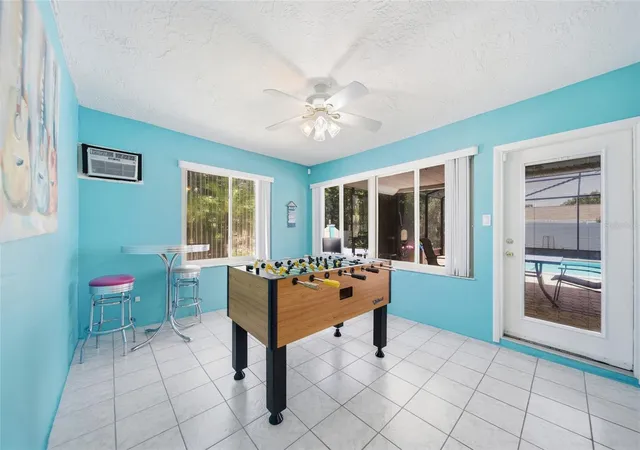 Photo 3 of Single family home for sale at 1403 Garden Ave, Tarpon Springs, FL 34689 | MLS# W7888387 | Listing updated on 2026-10-10