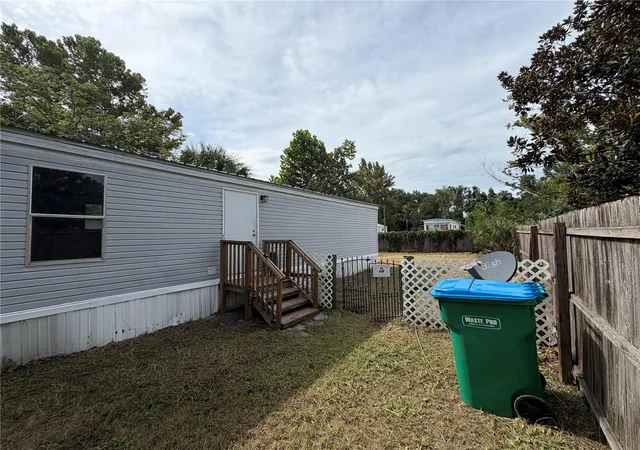 2nd image of 120 Ne 12 Ave, Chiefland, FL 32626 | MLS# TB8536952