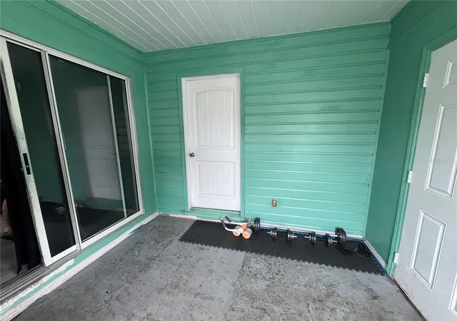 Photo 3 of Single family home for sale at 33 W Johnson Ave, Lake Wales, FL 33853 | MLS# P4939539 | Listing updated on 2026-09-22