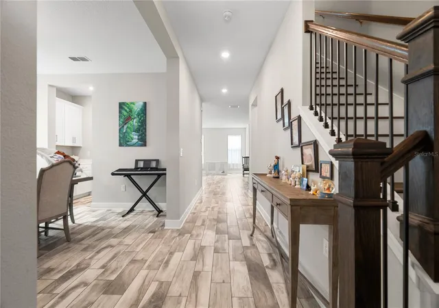 Photo 3 of Single family home for sale at 1415 Crystal Lake Dr, Lakeland, FL 33801 | MLS# TB8536968 | Listing updated on 2026-10-10