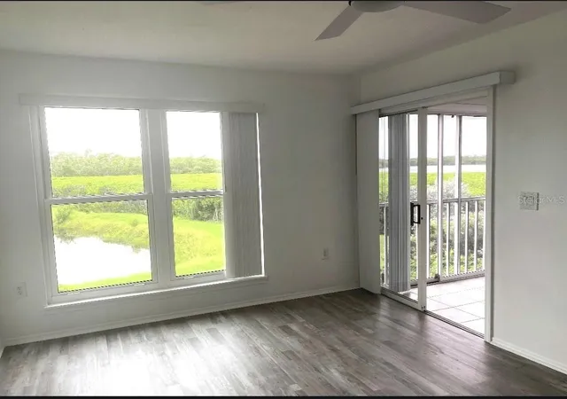 Photo 1 of Condo for sale at 957 Sandpiper Cir #0, Bradenton, FL 34209 | MLS# A4702398 | Listing updated on 2026-08-11