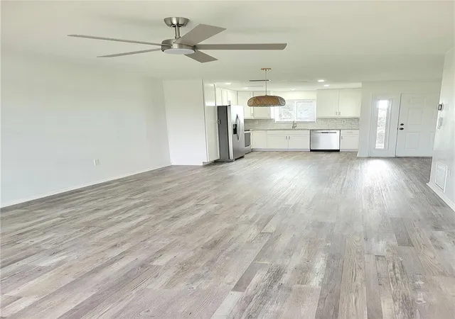 Photo 2 of Condo for sale at 957 Sandpiper Cir #0, Bradenton, FL 34209 | MLS# A4702398 | Listing updated on 2026-08-11