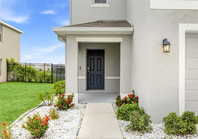 Photo 2 of Single family home for sale at 10116 Charlotte Dr, Parrish, FL 34219 | MLS# A4702399 | Listing updated on 2026-08-29