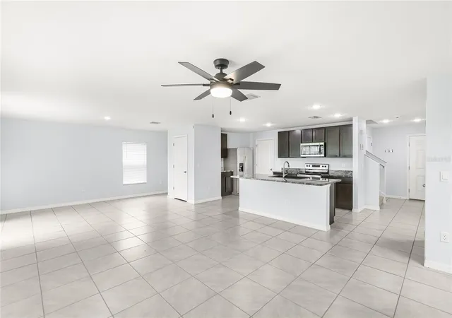 Photo 4 of Single family home for sale at 10116 Charlotte Dr, Parrish, FL 34219 | MLS# A4702399 | Listing updated on 2026-08-29