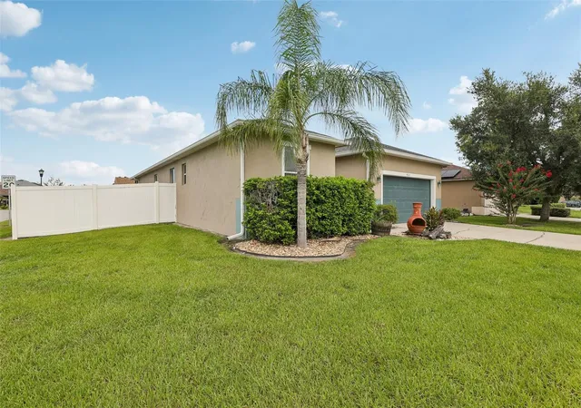 Photo 3 of Single family home for sale at 4362 Sun Ctr Rd, Mulberry, FL 33860 | MLS# L4964120 | Listing updated on 2026-10-03