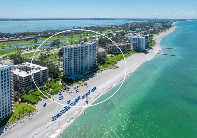 2nd image of 2425 Gulf Of Mexico Dr #3A, Longboat Key, FL 34228 | MLS# A4702400