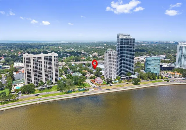 Photo 3 of Townhouse for sale at 3007 W Mason St #A, Tampa, FL 33629 | MLS# TB8536982 | Listing updated on 2026-10-02