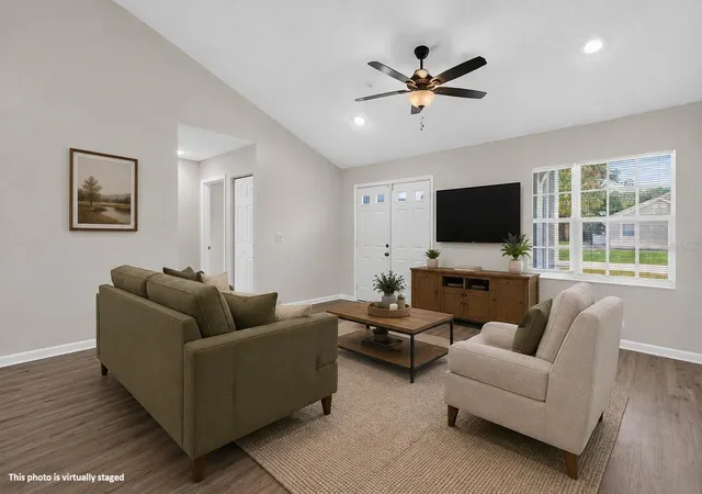 3rd image of 22 Pinelynn Ln, Palm Coast, FL 32164 | MLS# FC320542